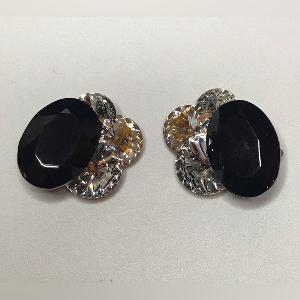 Vintage Earrings Unsigned Glam Clip on